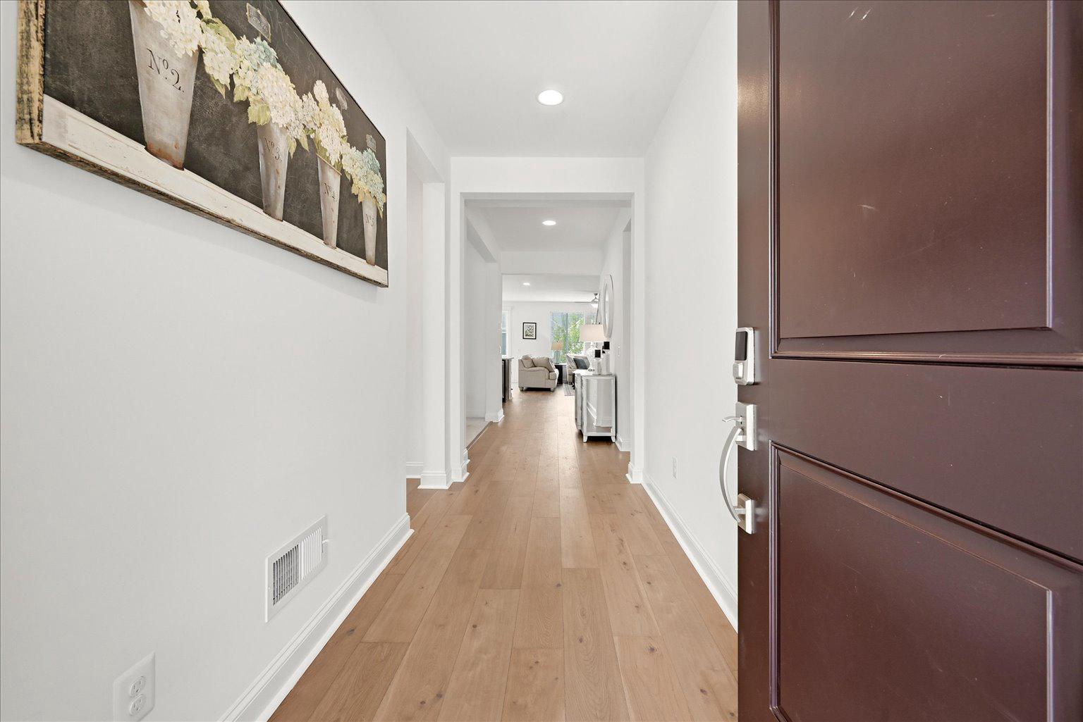 108 Viceroy Way Property Photo 3