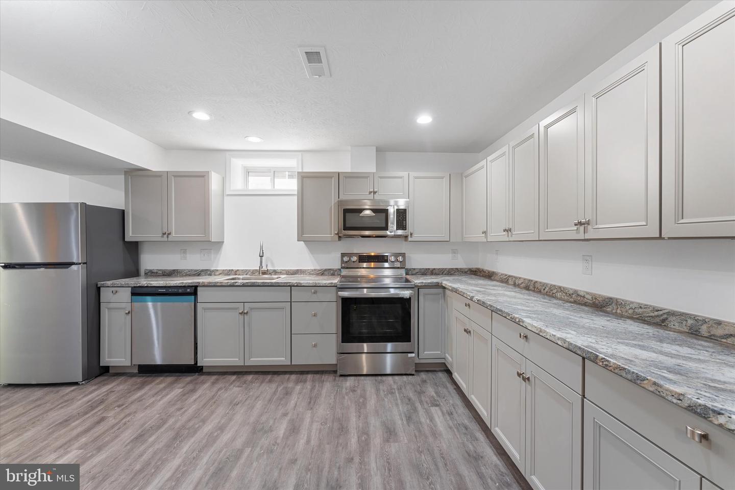217 BRIDGEWATER DRIVE Property Photo 1