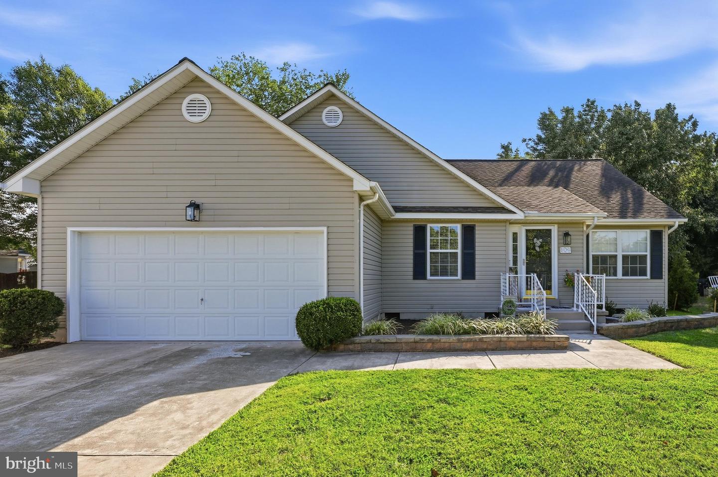 109 Jefferson Ct Property Photo 1