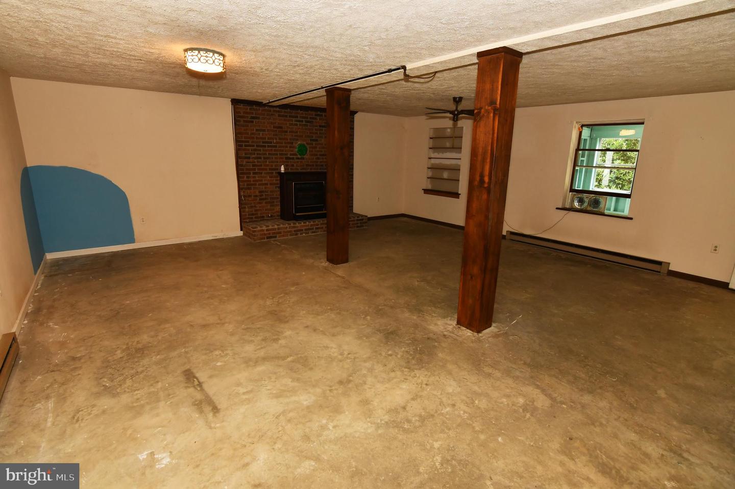 2111 Shawn Dr Property Photo 27