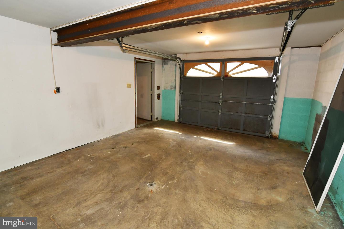 2111 Shawn Dr Property Photo 31