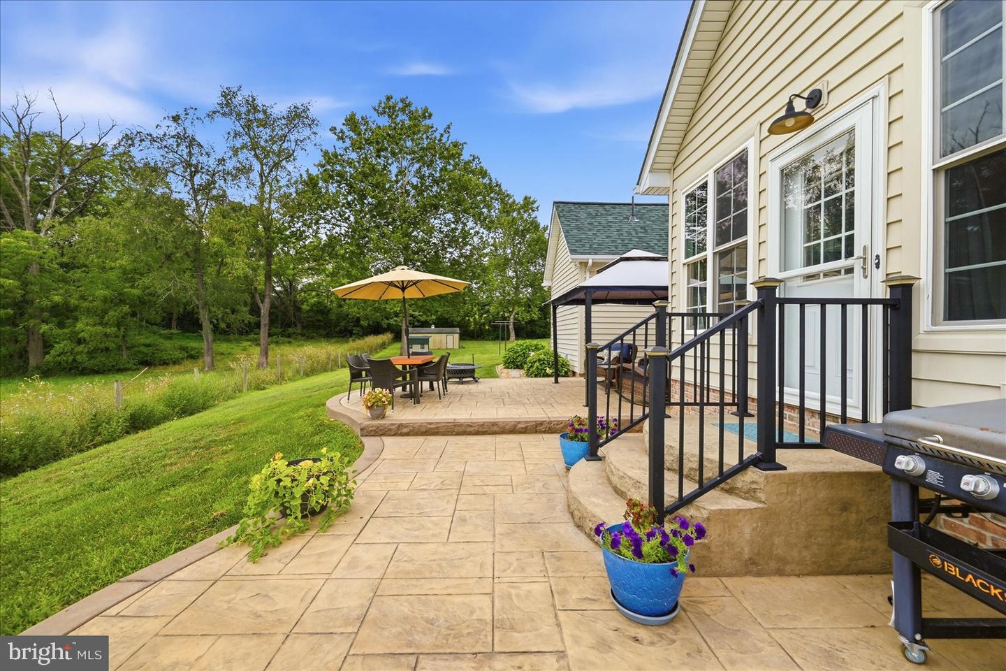 6264 Middle Rd Property Photo 45