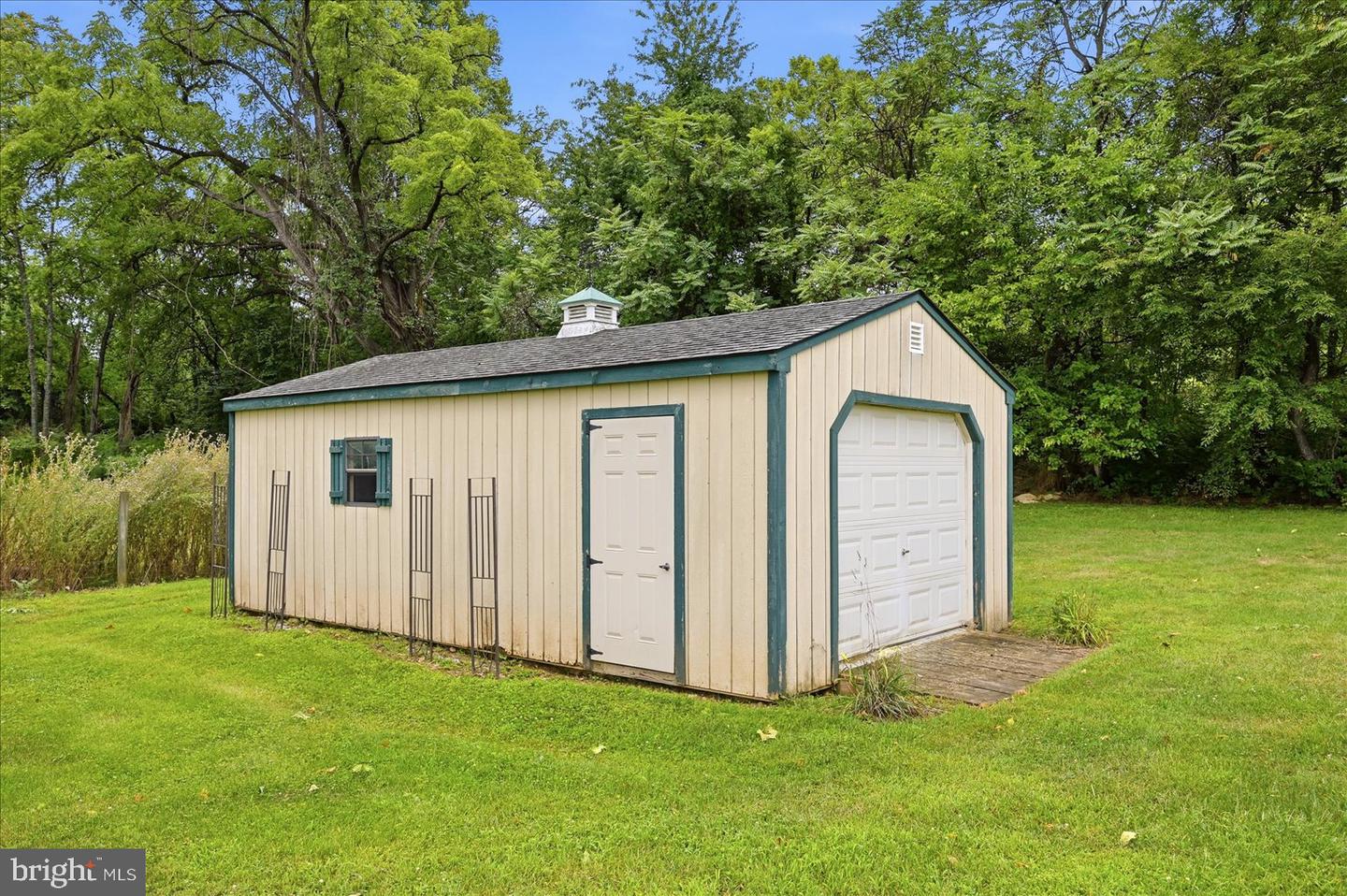 6264 Middle Rd Property Photo 51
