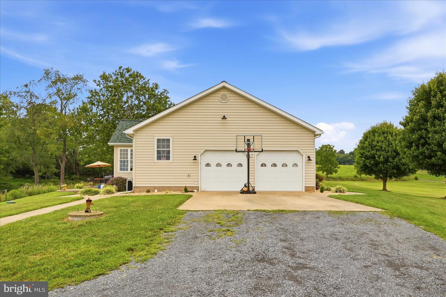 6264 Middle Rd Property Photo 56