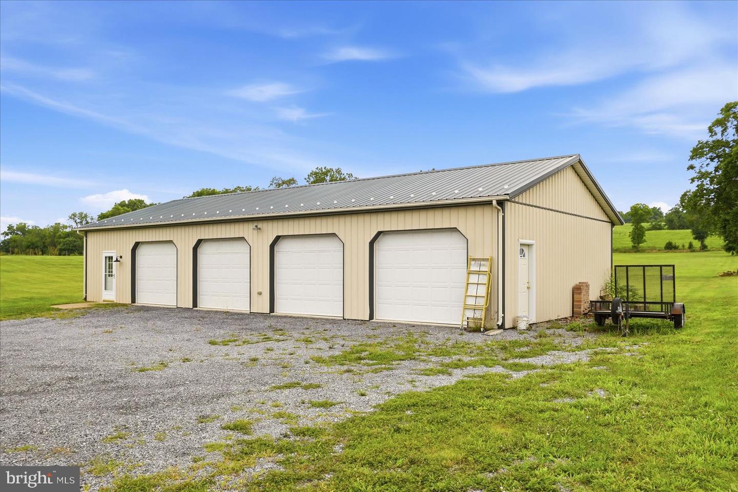 6264 Middle Rd Property Photo 58