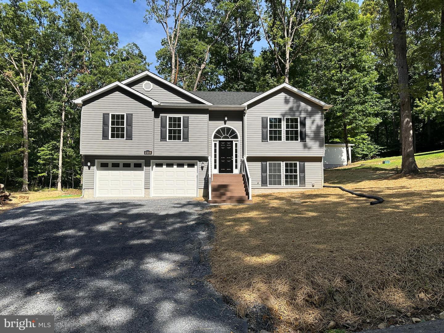 208 Beaver Trl Property Photo 1