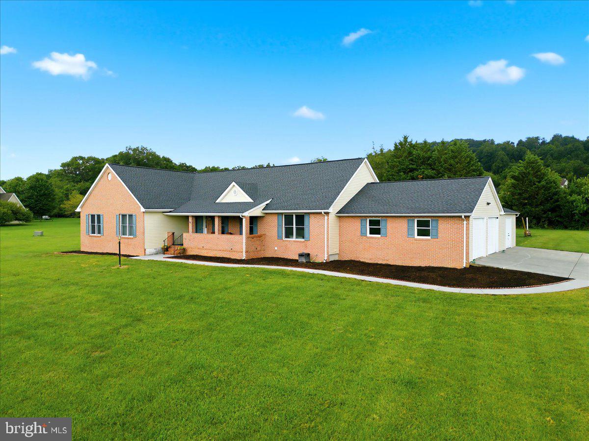 217 ASHLAND DR