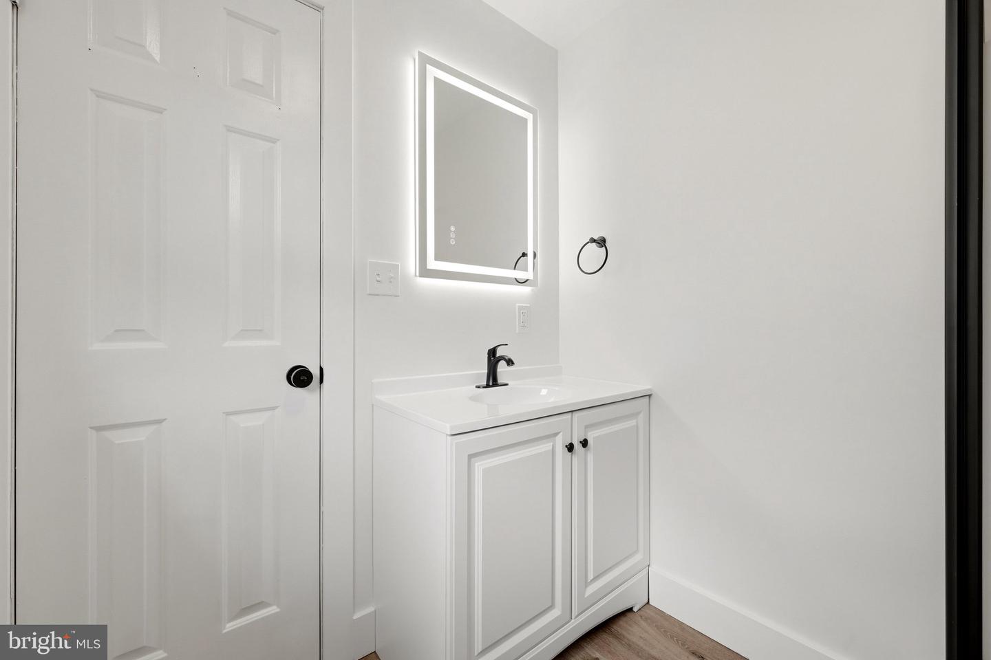 105 Wythe Ave Property Photo 19