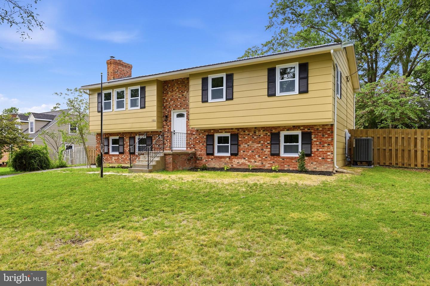105 Wythe Ave Property Photo 49