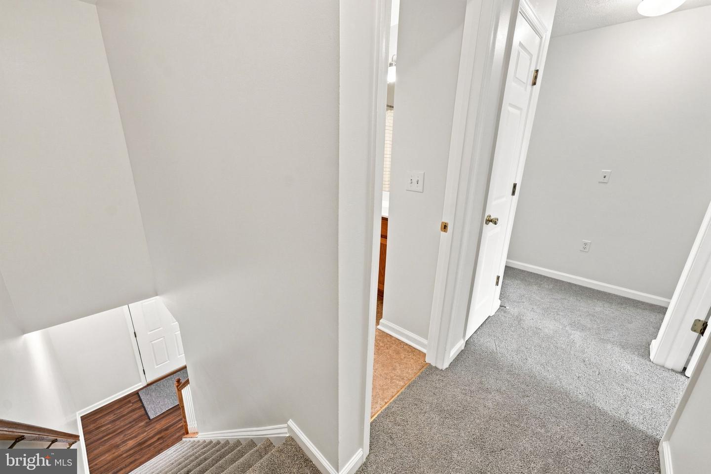 103 Trade Wind Ln Property Photo 17