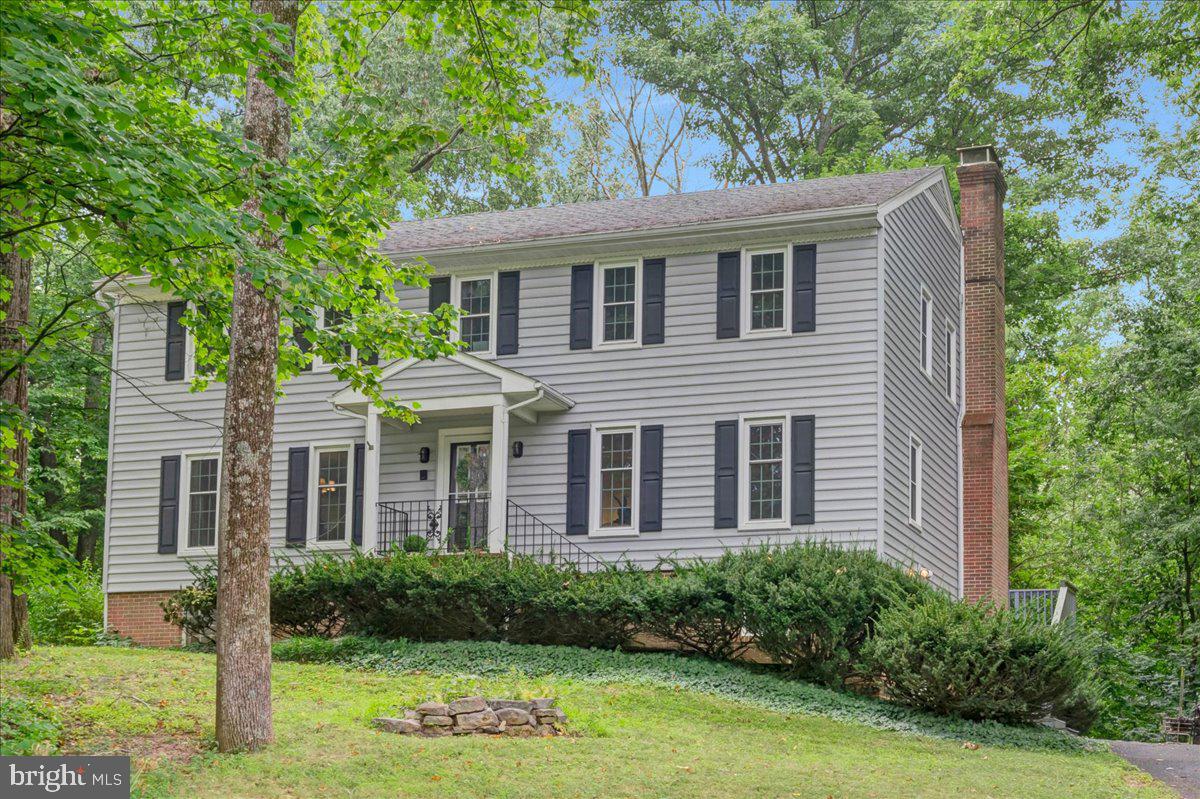 158 Old Forest Cir Property Photo 1