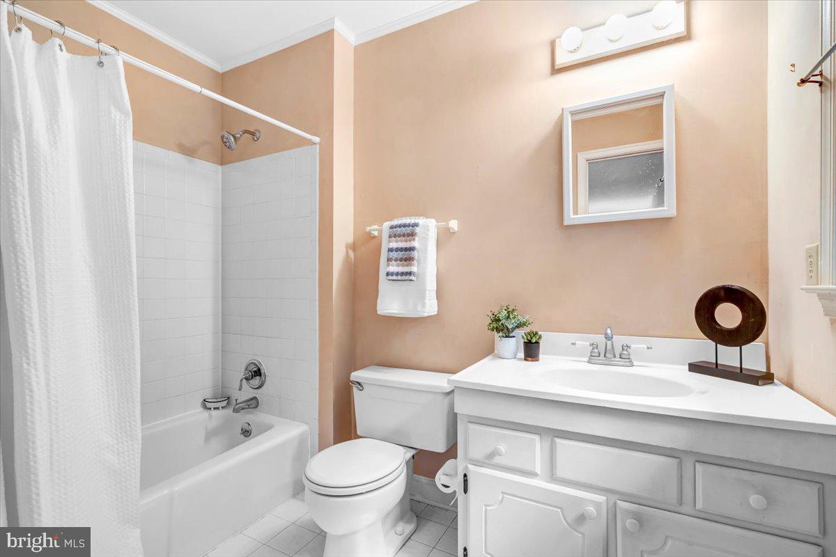 158 Old Forest Cir Property Photo 38