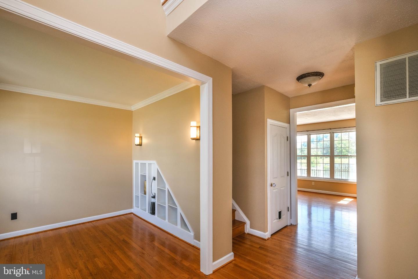 109 Kabardin Ct Property Photo 3