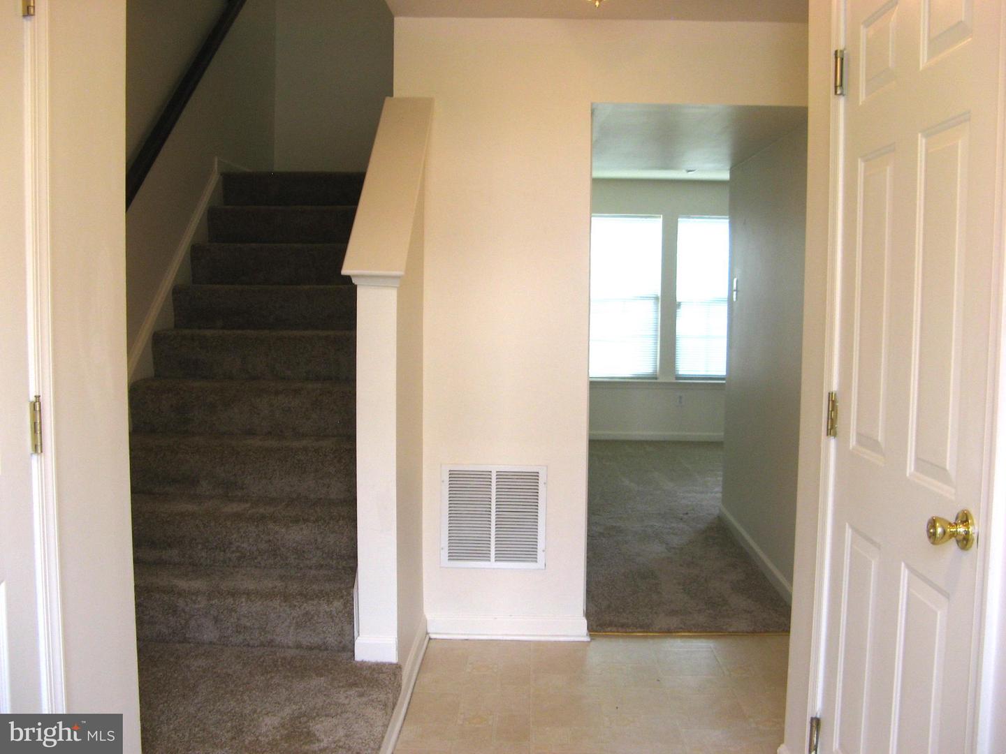108 Monticello Sq Property Photo 3