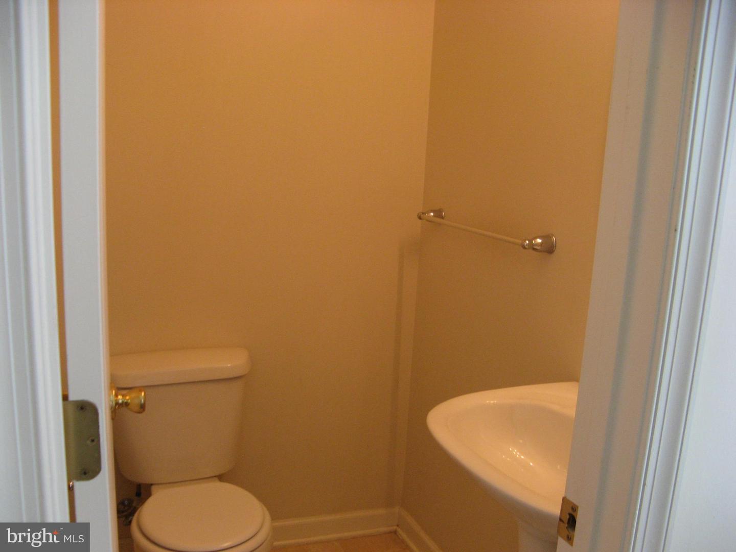 108 Monticello Sq Property Photo 4