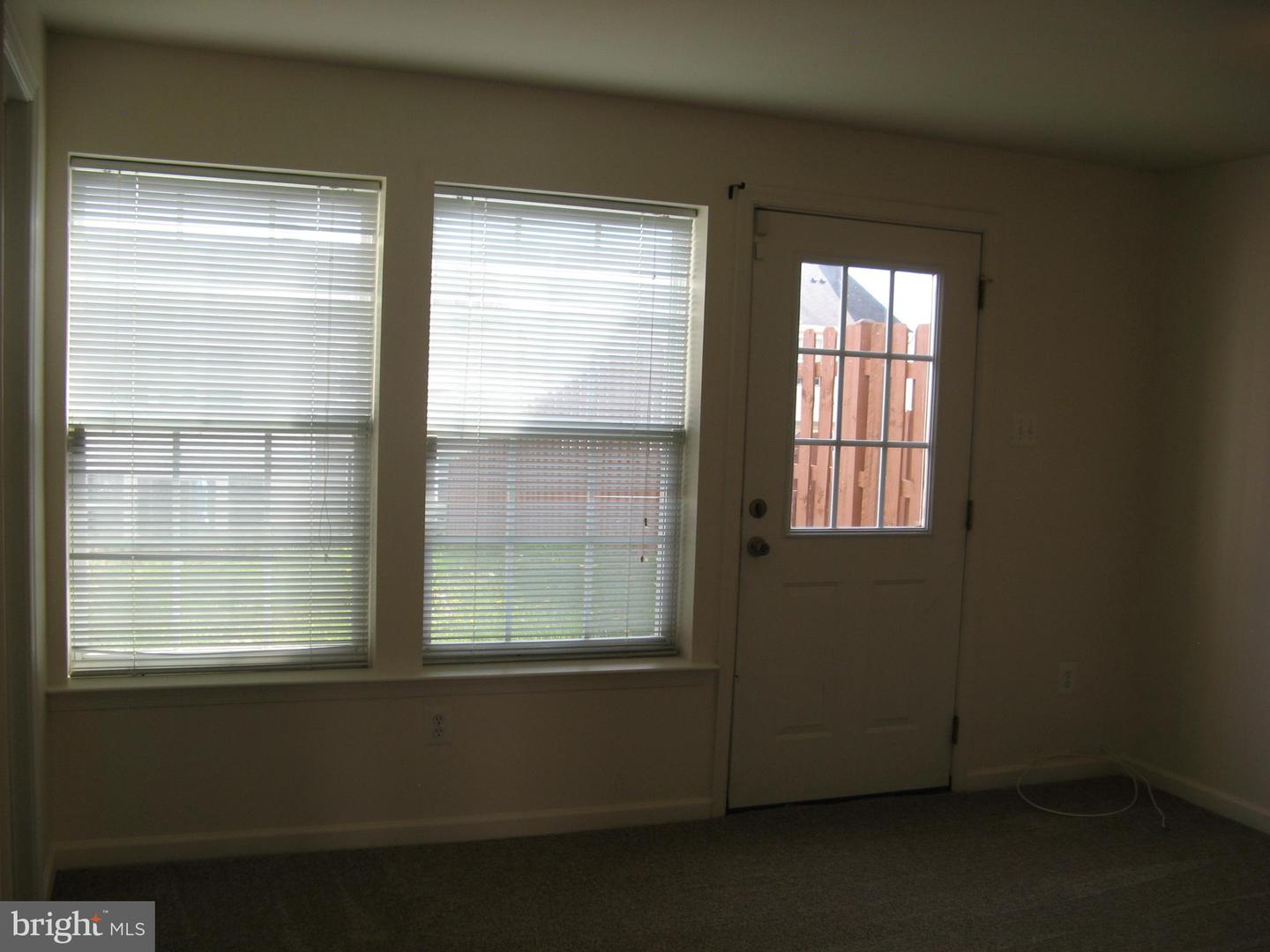 108 Monticello Sq Property Photo 6