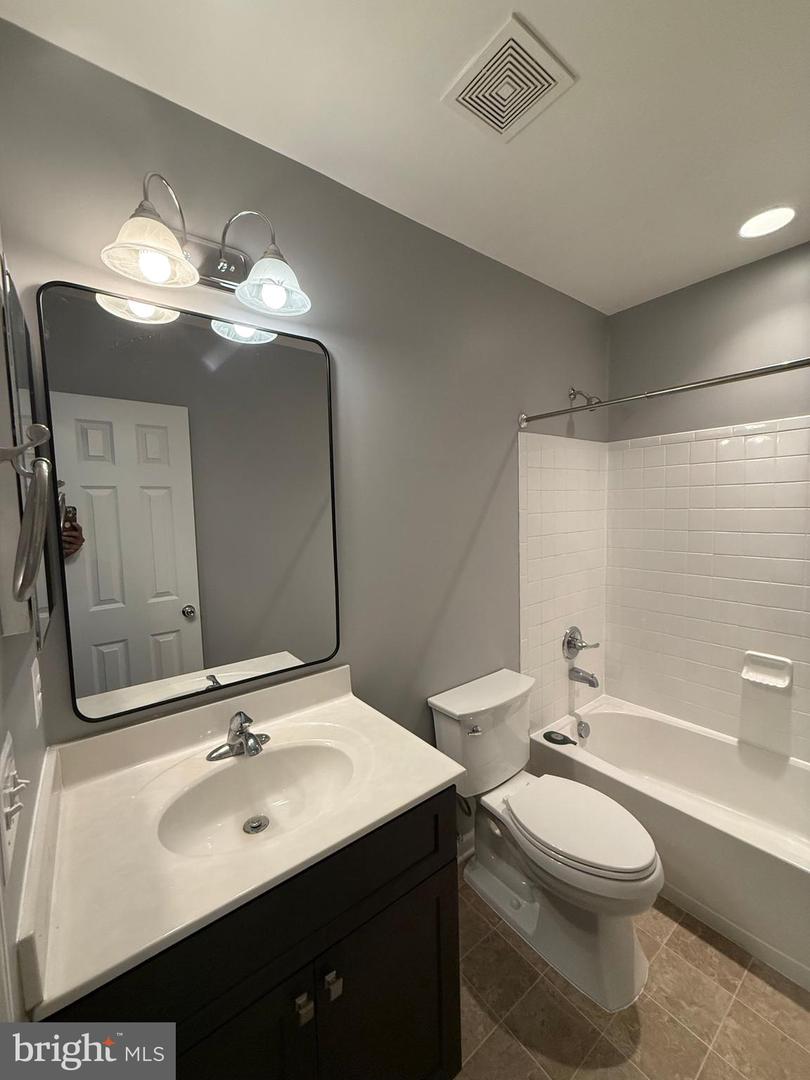 113 Gretchen Ct Property Photo 8