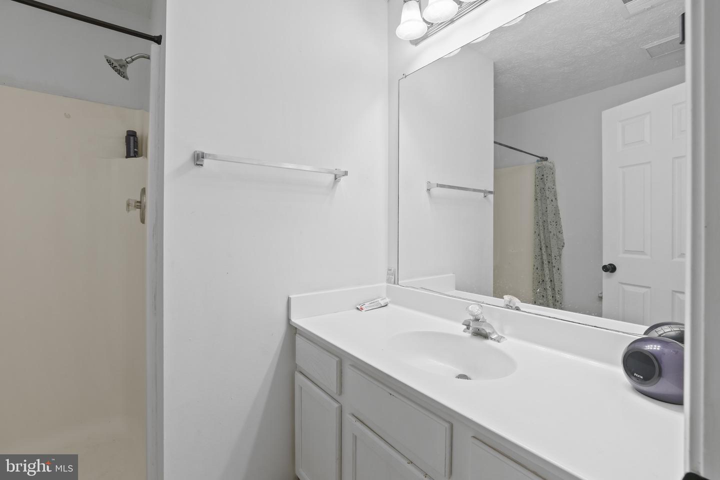 315 Copperfield Ln Property Photo 26