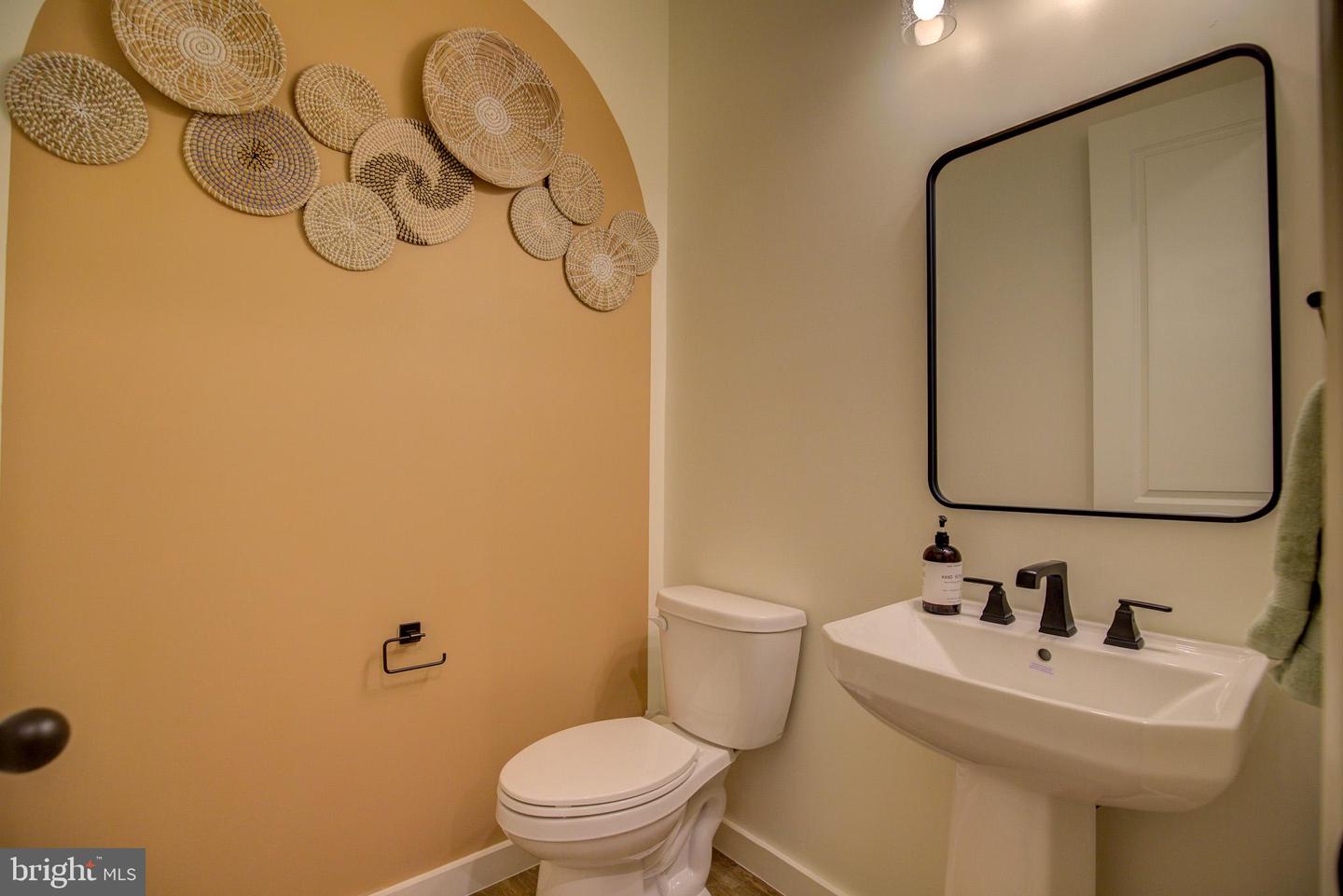 101 Poe Dr Property Photo 16