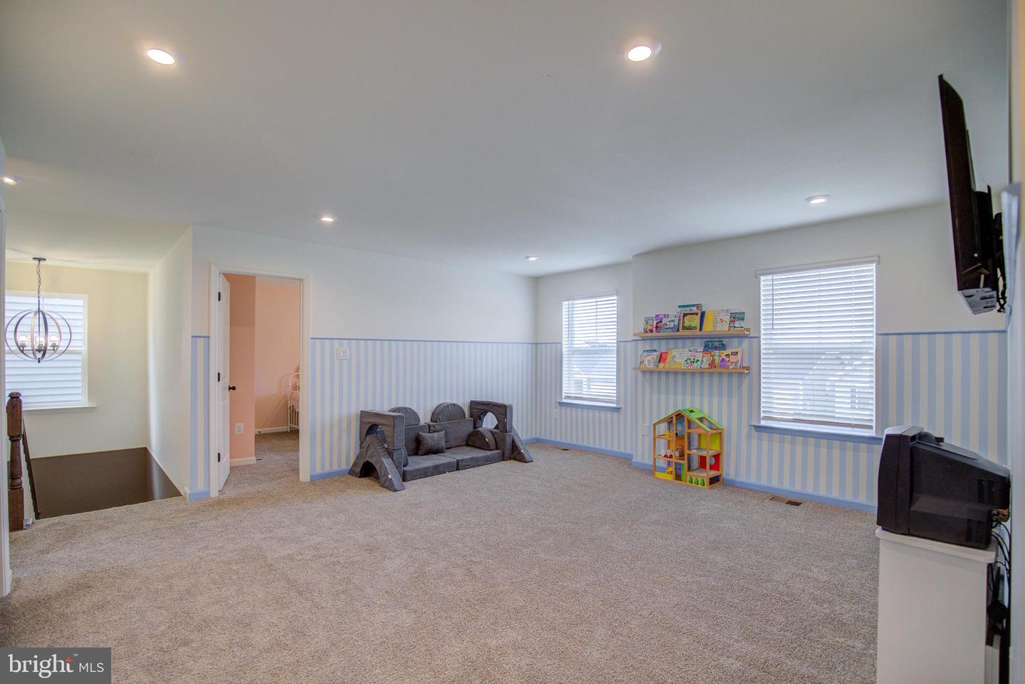 101 Poe Dr Property Photo 28
