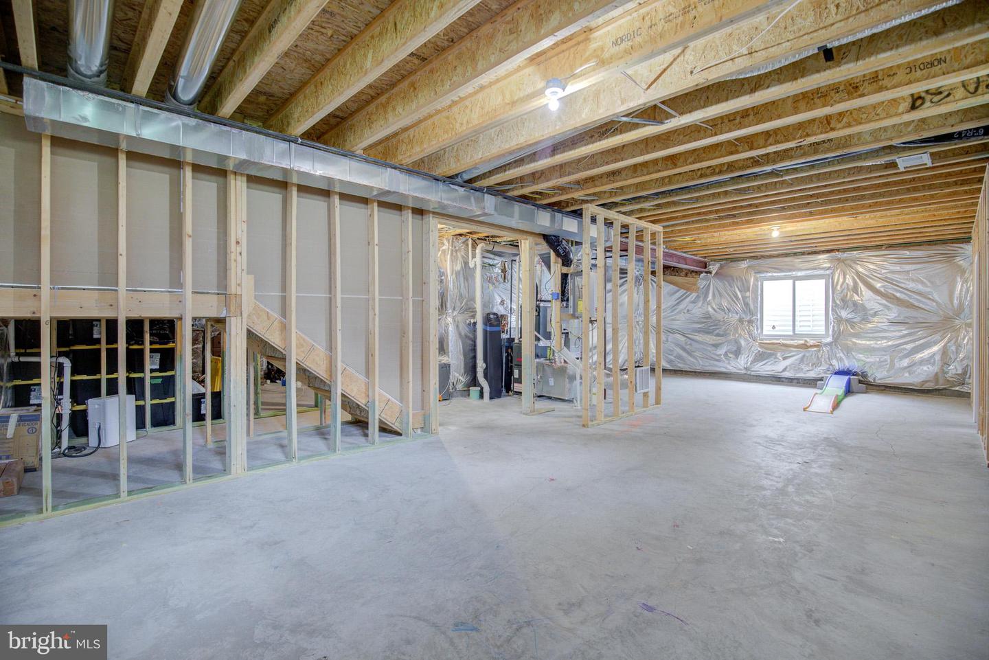101 Poe Dr Property Photo 35