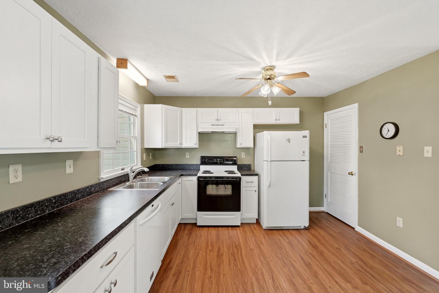 504 Tudor Drive Property Photo 13
