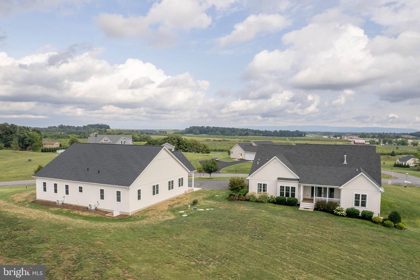 111 Pomme Cir Property Photo 74