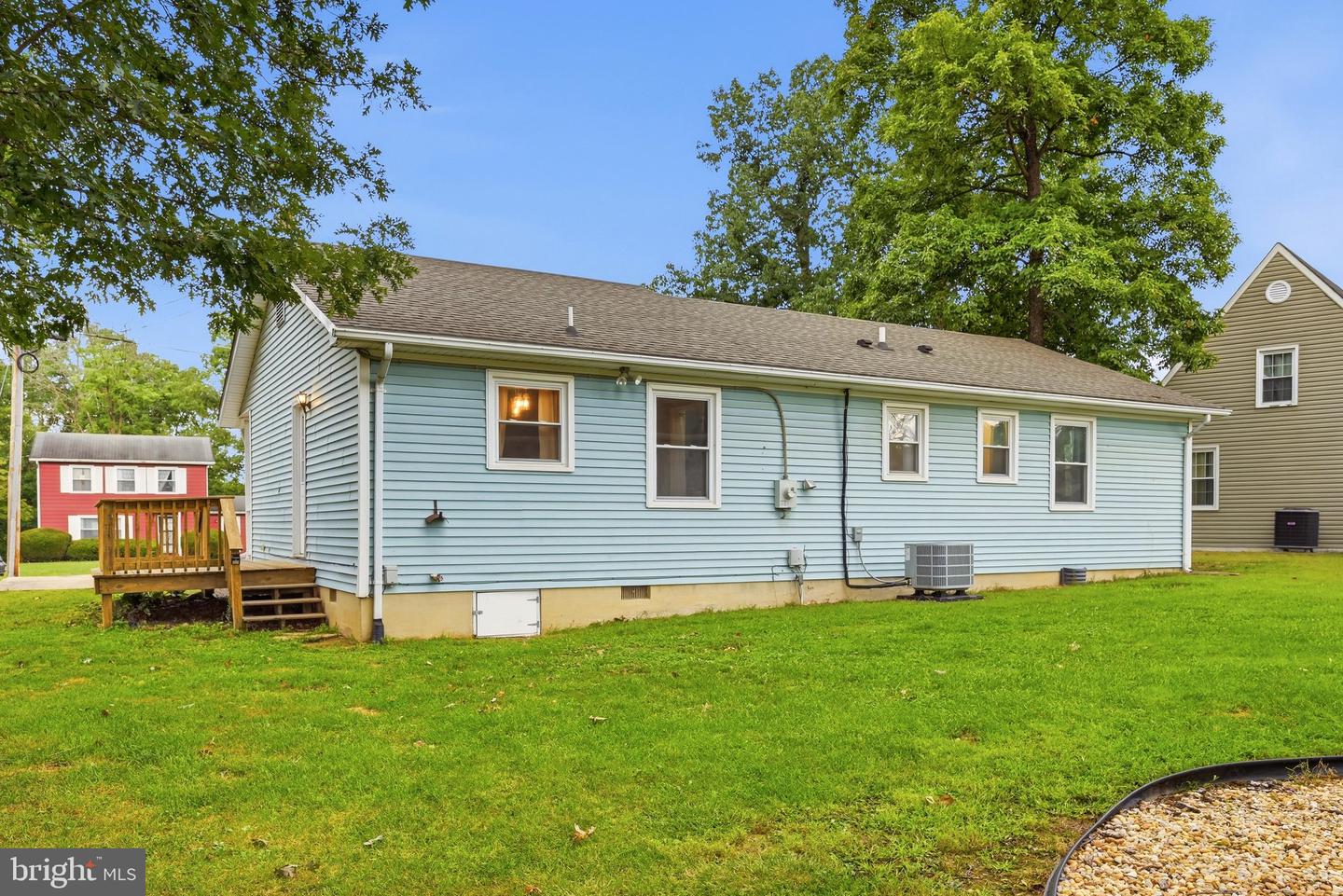 107 Grove Ct Property Photo 29