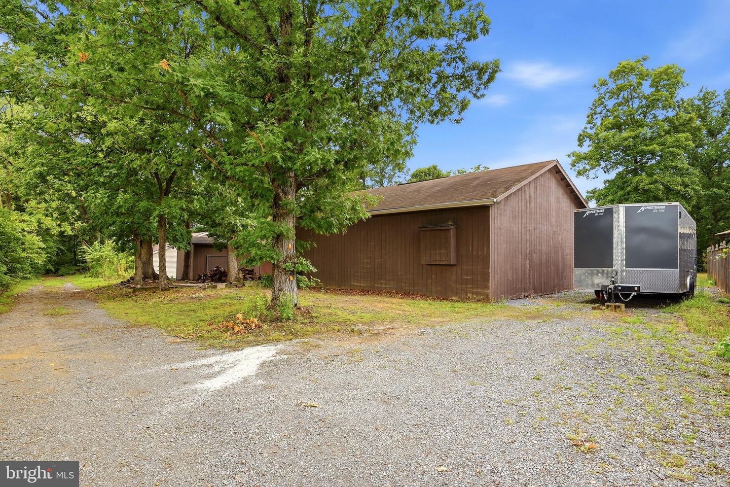 107 Grove Ct Property Photo 40