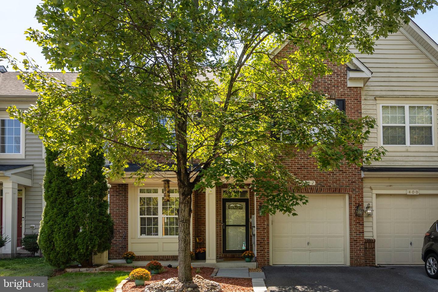 402 Quinton Oaks Cir Property Photo 1