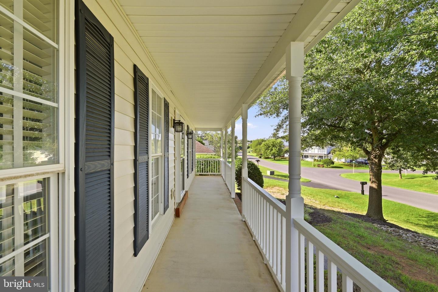 302 Canyon Rd Property Photo 6