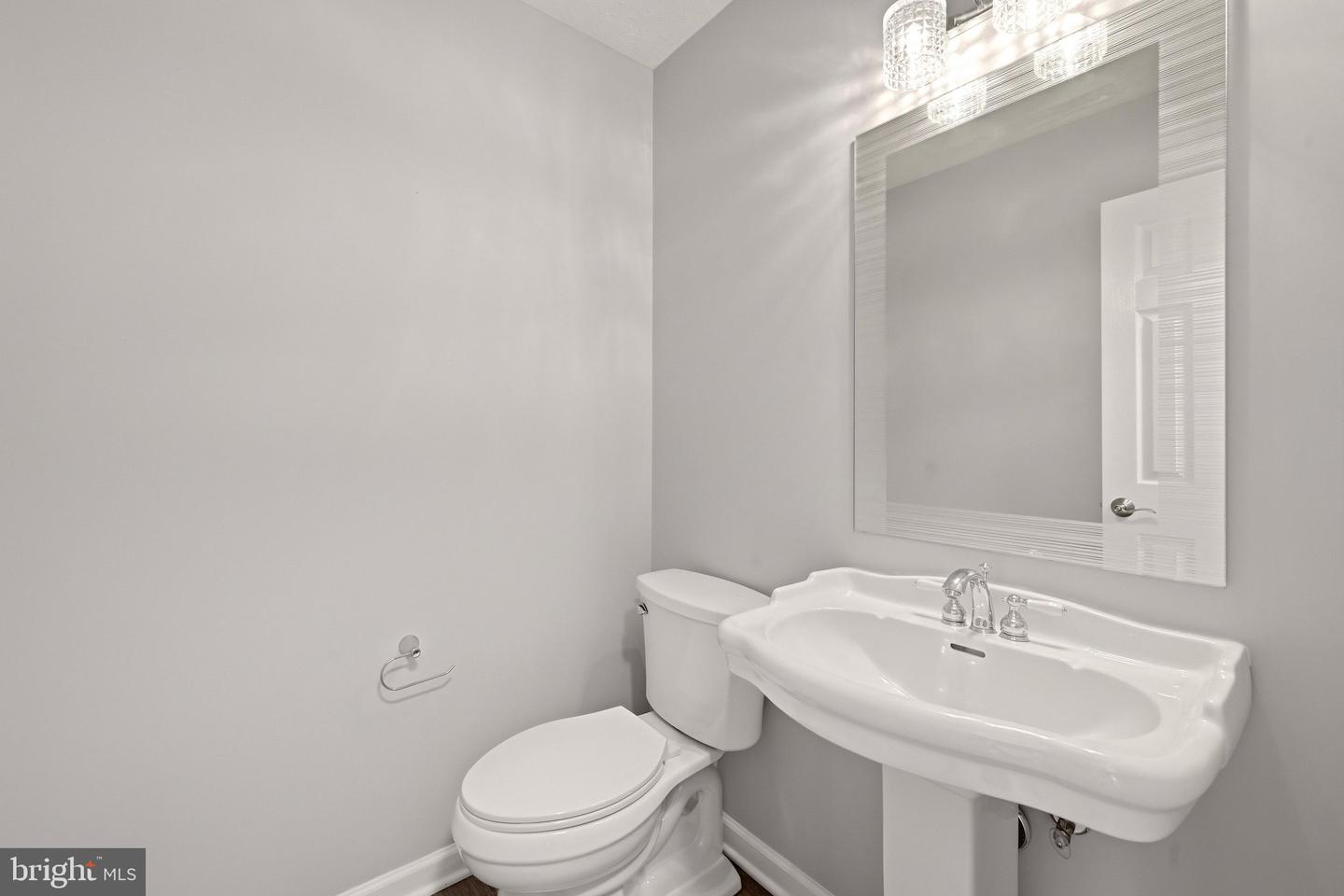 302 Canyon Rd Property Photo 26