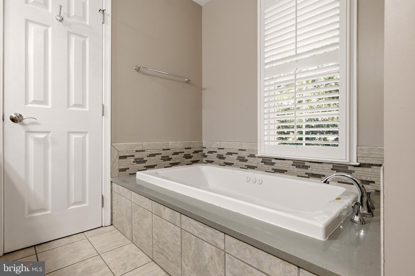 302 Canyon Rd Property Photo 34