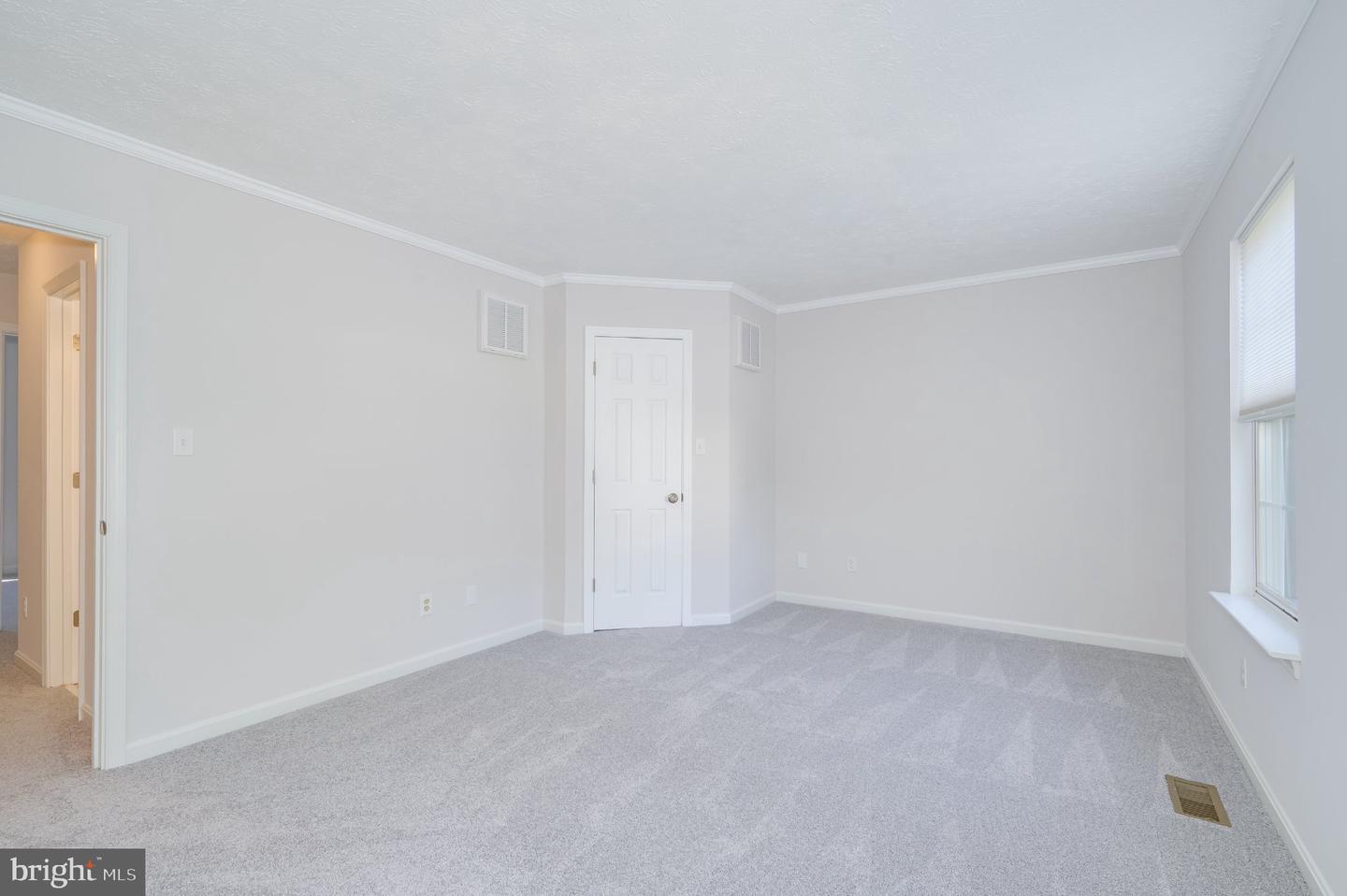 192 Sherando Cir Property Photo 23