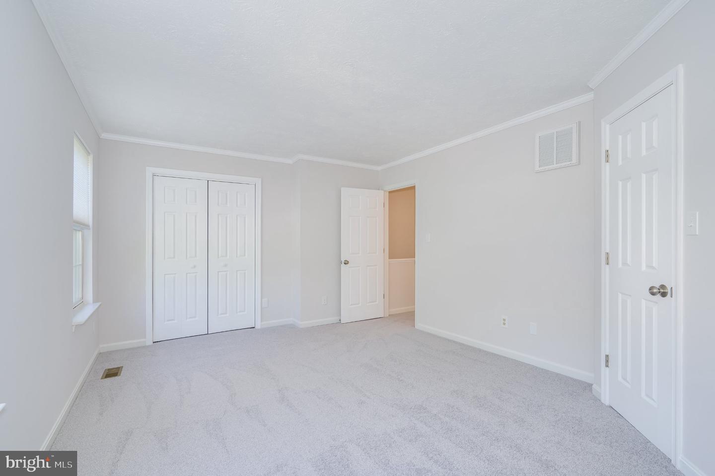 192 Sherando Cir Property Photo 24