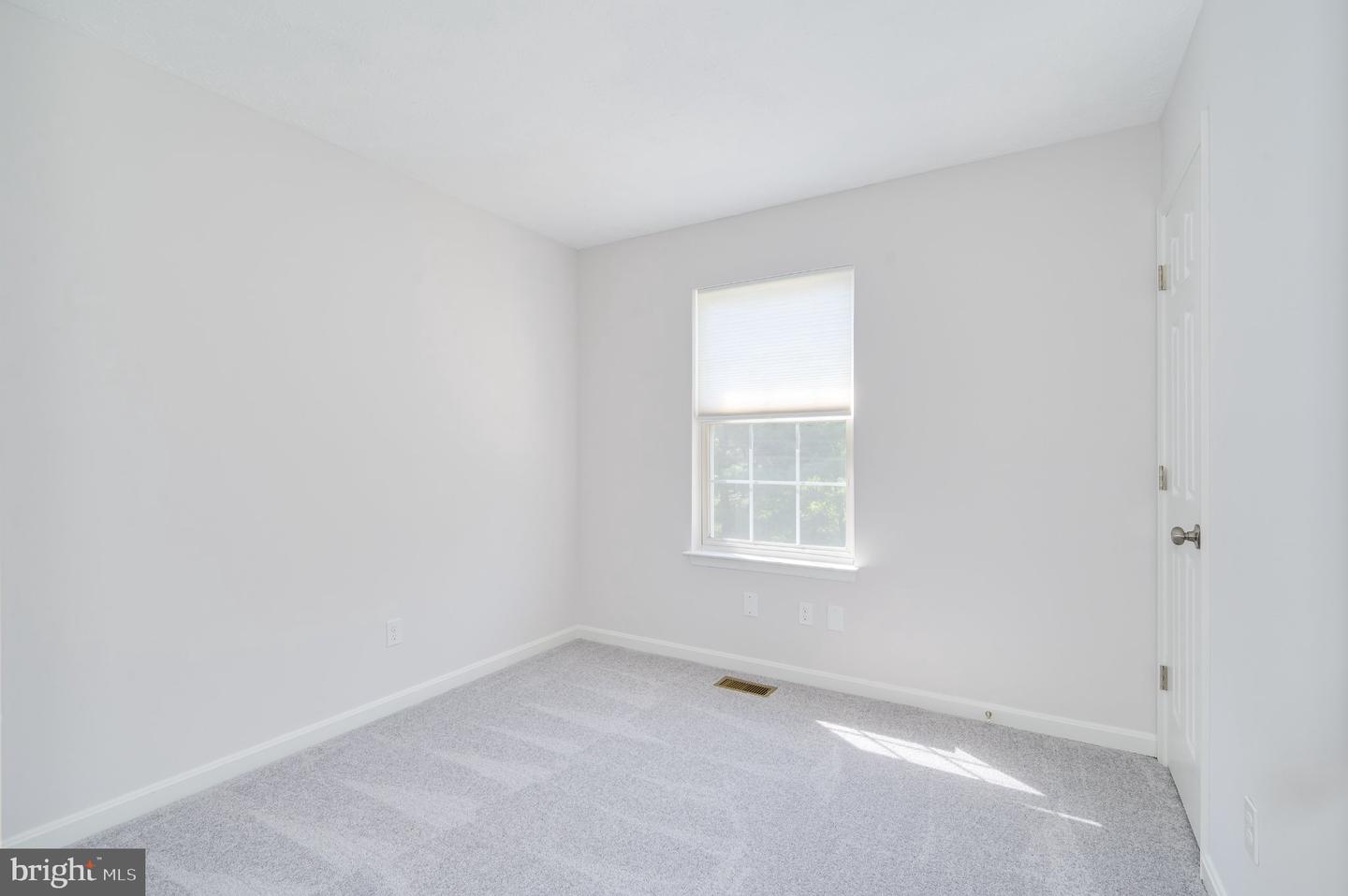 192 Sherando Cir Property Photo 25
