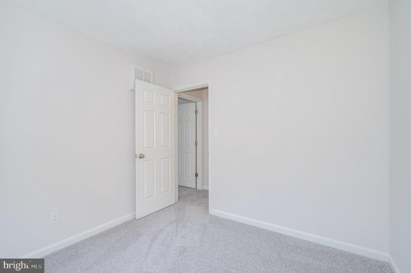 192 Sherando Cir Property Photo 26
