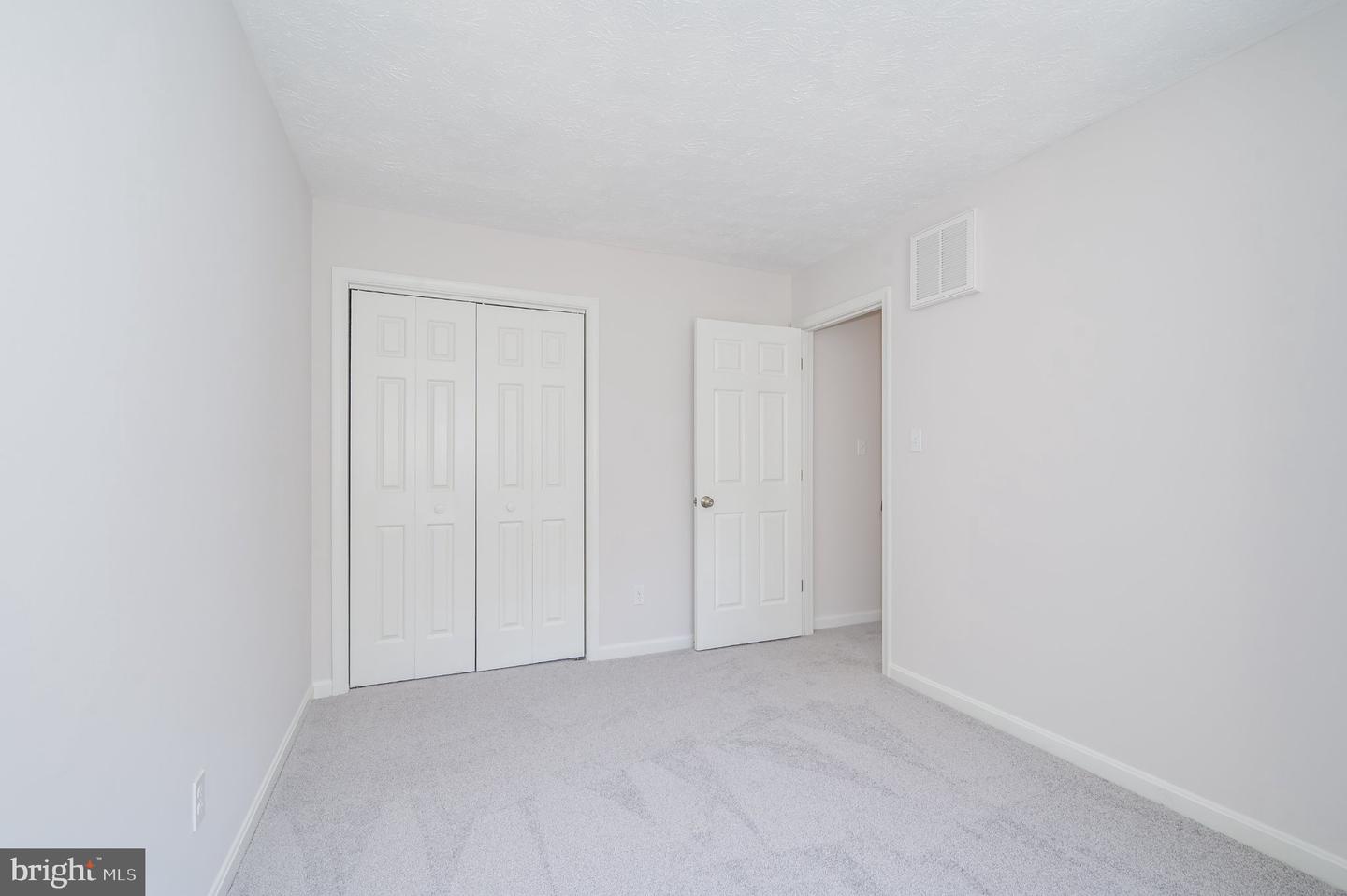 192 Sherando Cir Property Photo 28
