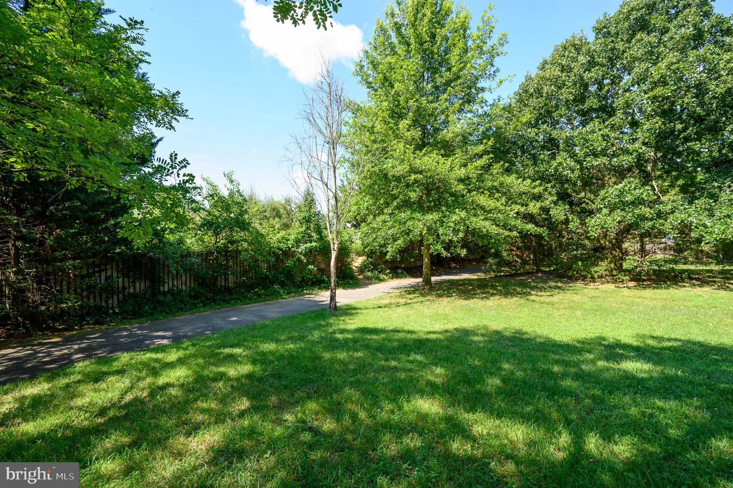 192 Sherando Cir Property Photo 38