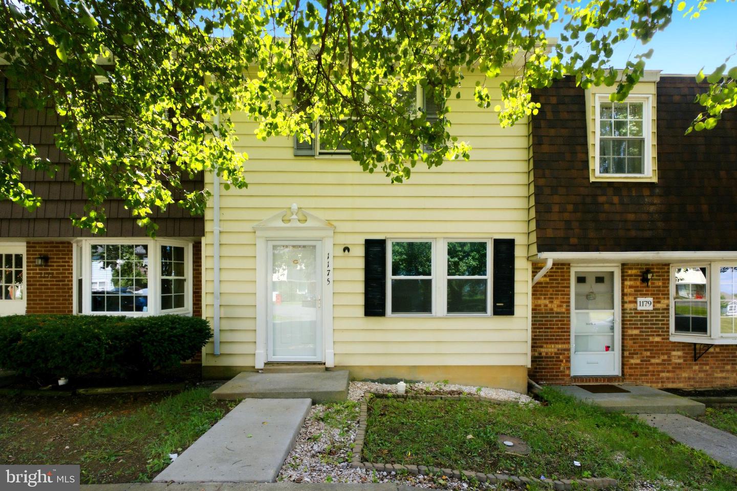 1175 RAVENWOOD RD