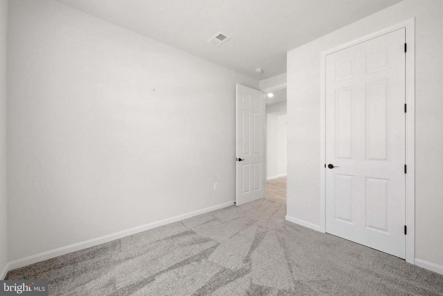 102 Curtain Fall Dr Property Photo 27