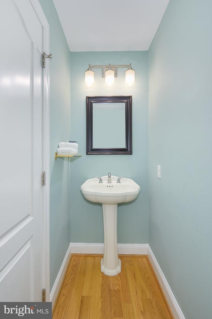 114 Comanche Trl Property Photo 19