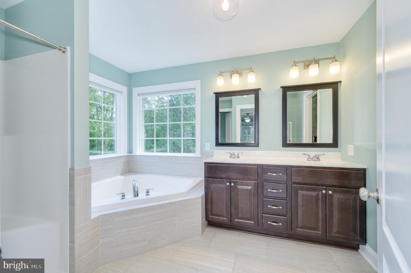 114 Comanche Trl Property Photo 29
