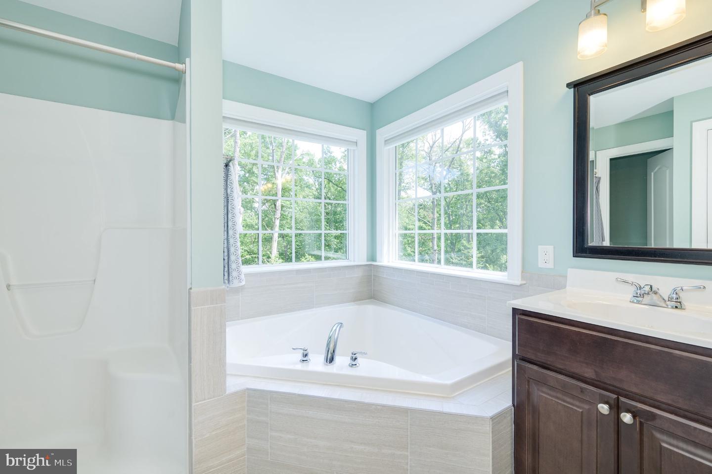 114 Comanche Trl Property Photo 31