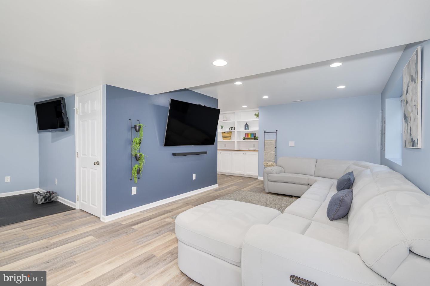 114 Comanche Trl Property Photo 44
