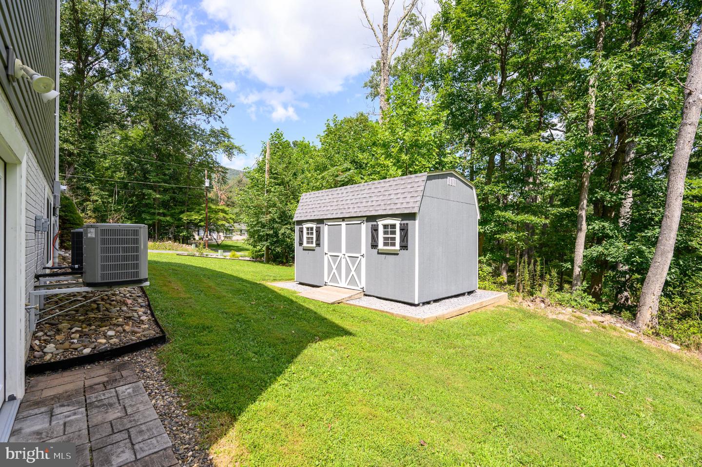 114 Comanche Trl Property Photo 48