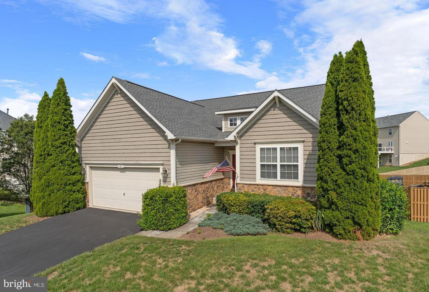 103 Ivy Hill Ct Property Photo 1