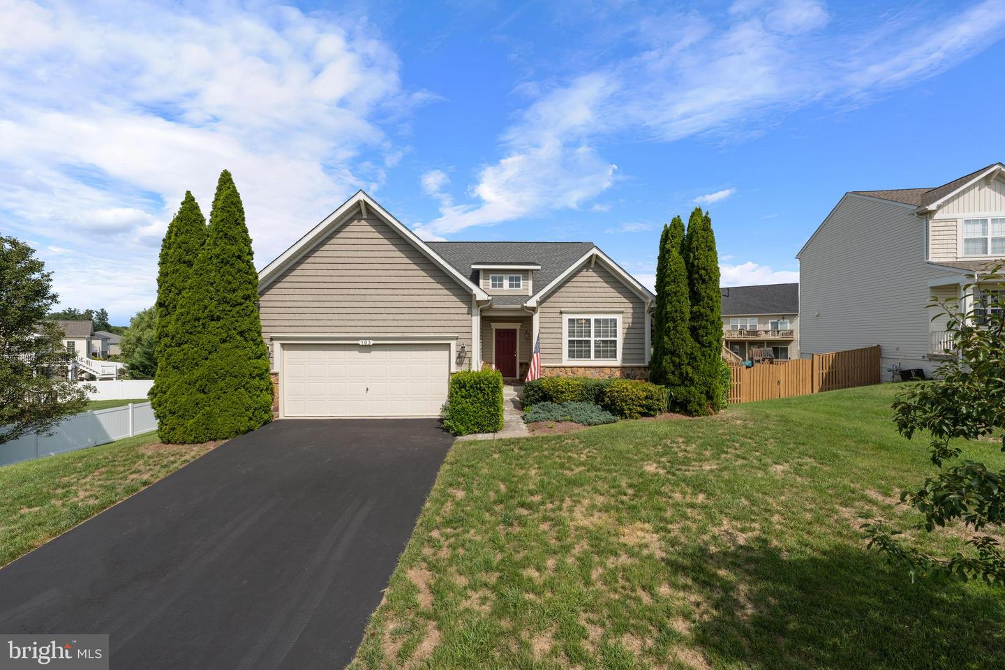 103 Ivy Hill Ct Property Photo 3