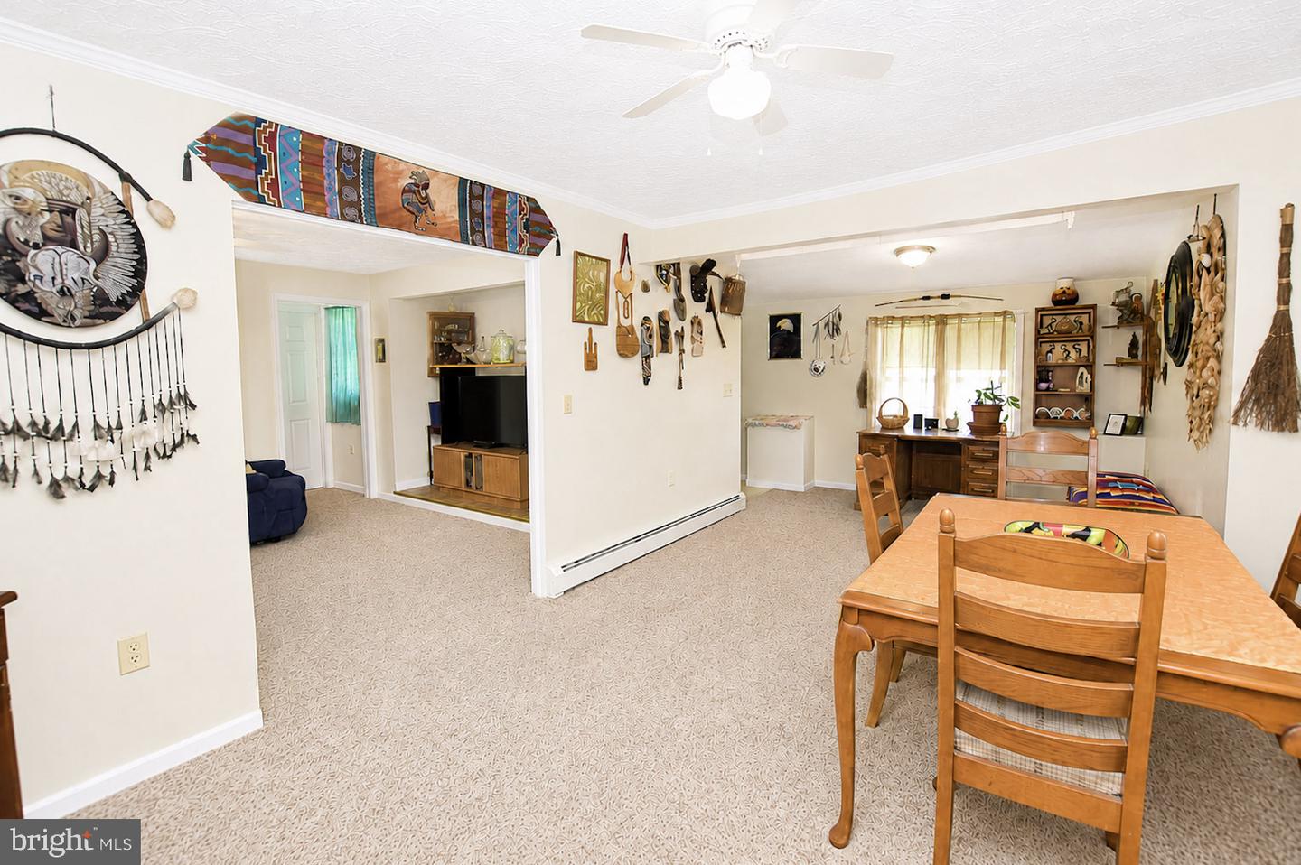 1077 Carpers Dr Property Photo 6