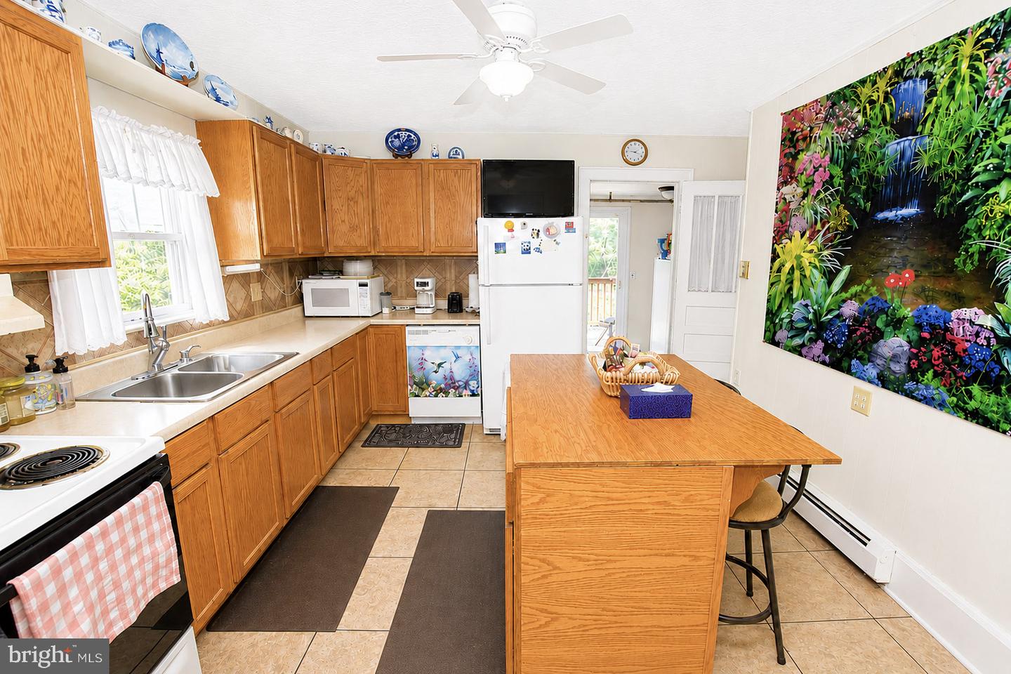 1077 Carpers Dr Property Photo 11